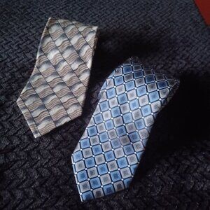 Van Heusen Mens 100% Silk Ties Diamond Geometric & Wave Pattern Blue & Beige